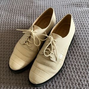 Naturalizer oxfords